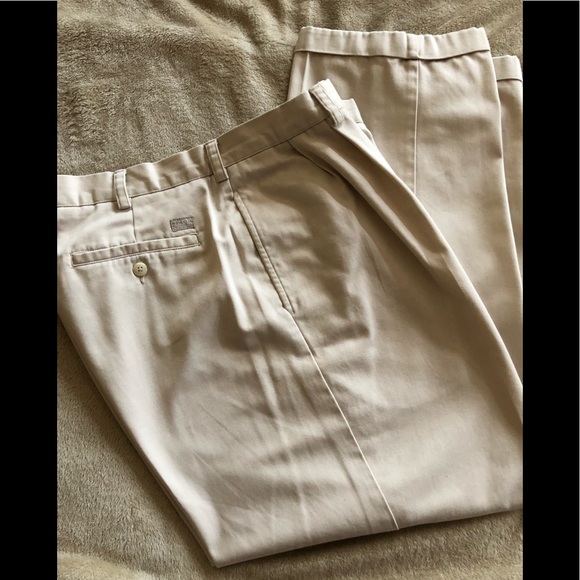 Izod khakis - Picture 1 of 4